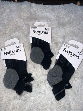 FEETURES ELITE MAX CUSHION SOCKS